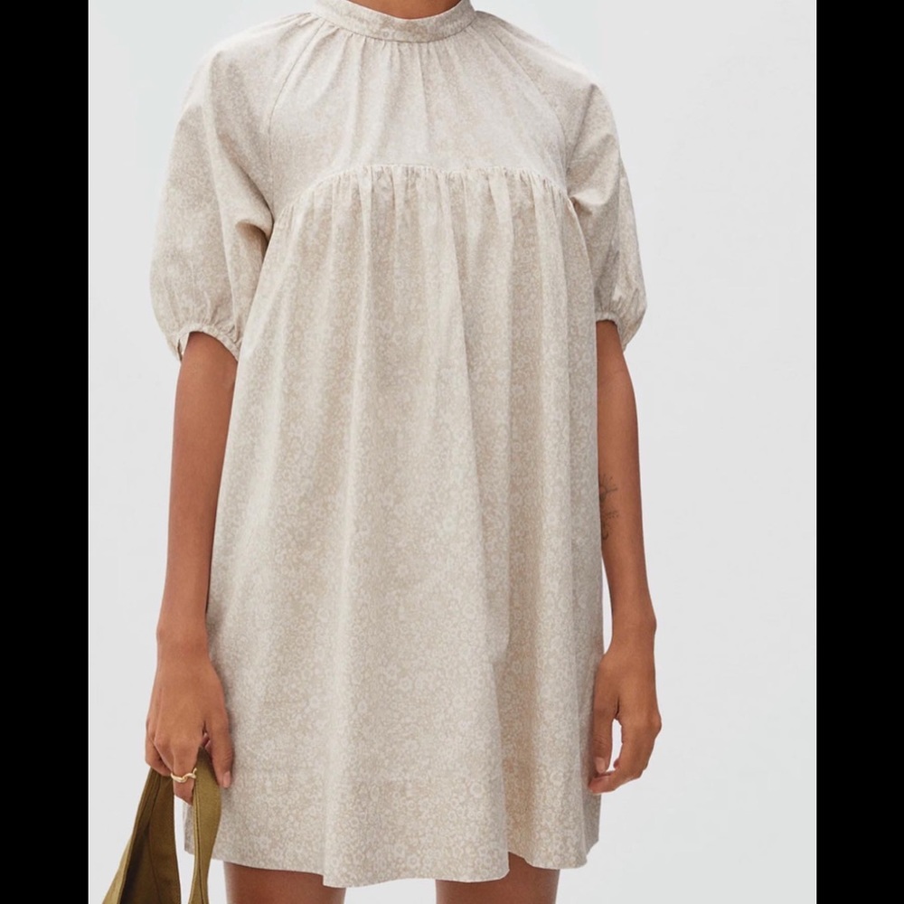 ***WHITE*** (picture is for style only, not color) Everlane Puff Sleeve dress